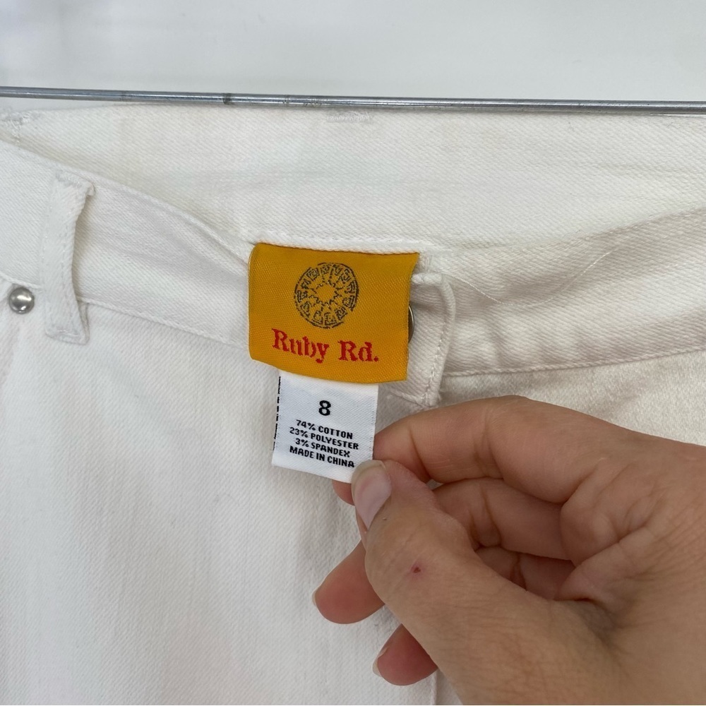 NWT Ruby Rd. Patio Party White Capris Size 8 - Picture 2 of 5